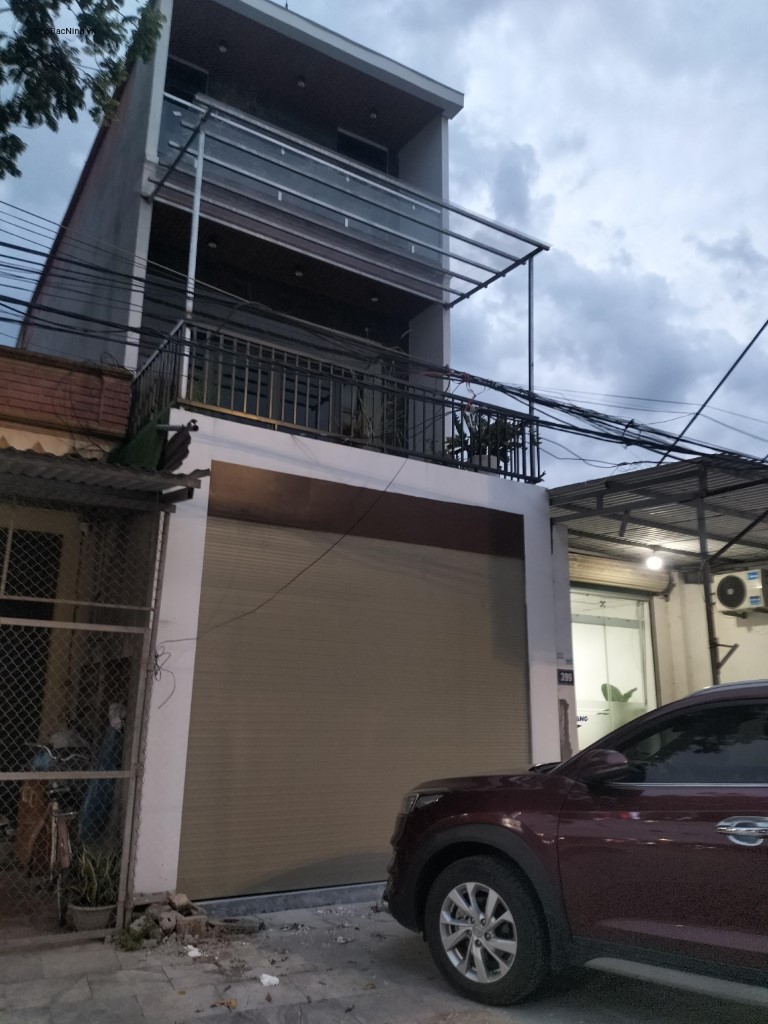 TDP tự phường Bích Động Việt Yên Bắc Giang cũ mặt tiền 4 m² diện tích 61, 3m2 mặt đường quốc lộ 37 mua đất tại nhà ba tầng giá chỉ 5 tỷ 300