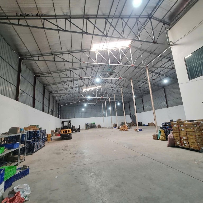 Cho thuê xưởng 1400m2 và nhà ở 3 tầng đầy đủ tiện nghi tại Phường Ninh Xá, Thuận Thành, Bắc Ninh - CBNH88