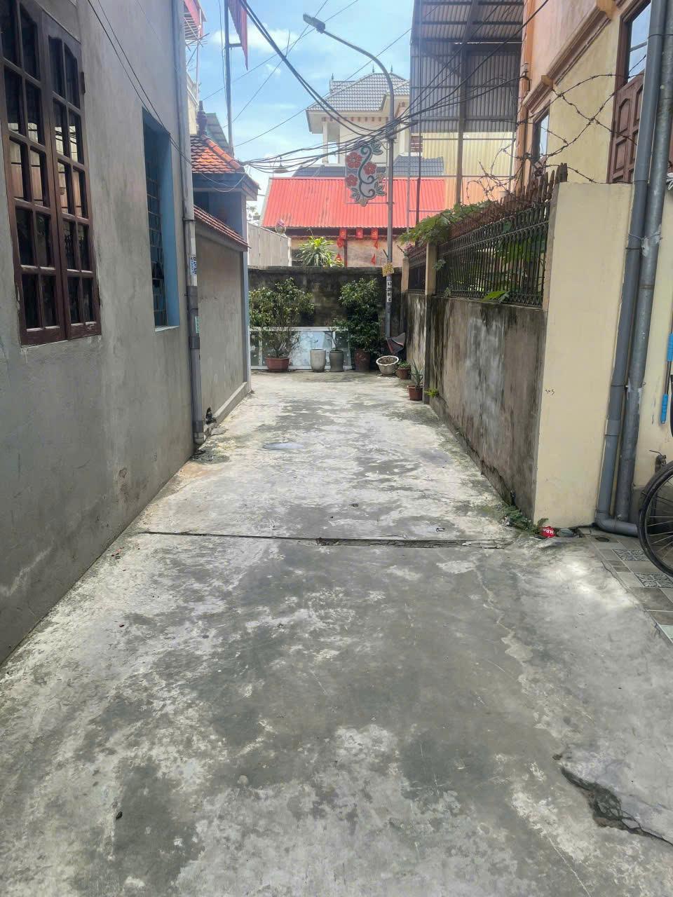 Bán Nhà 120m2, Ngõ Ô Tô, Duệ Đông, Thị Trấn Lim, Tiên Du, Bắc Ninh - CBNTC