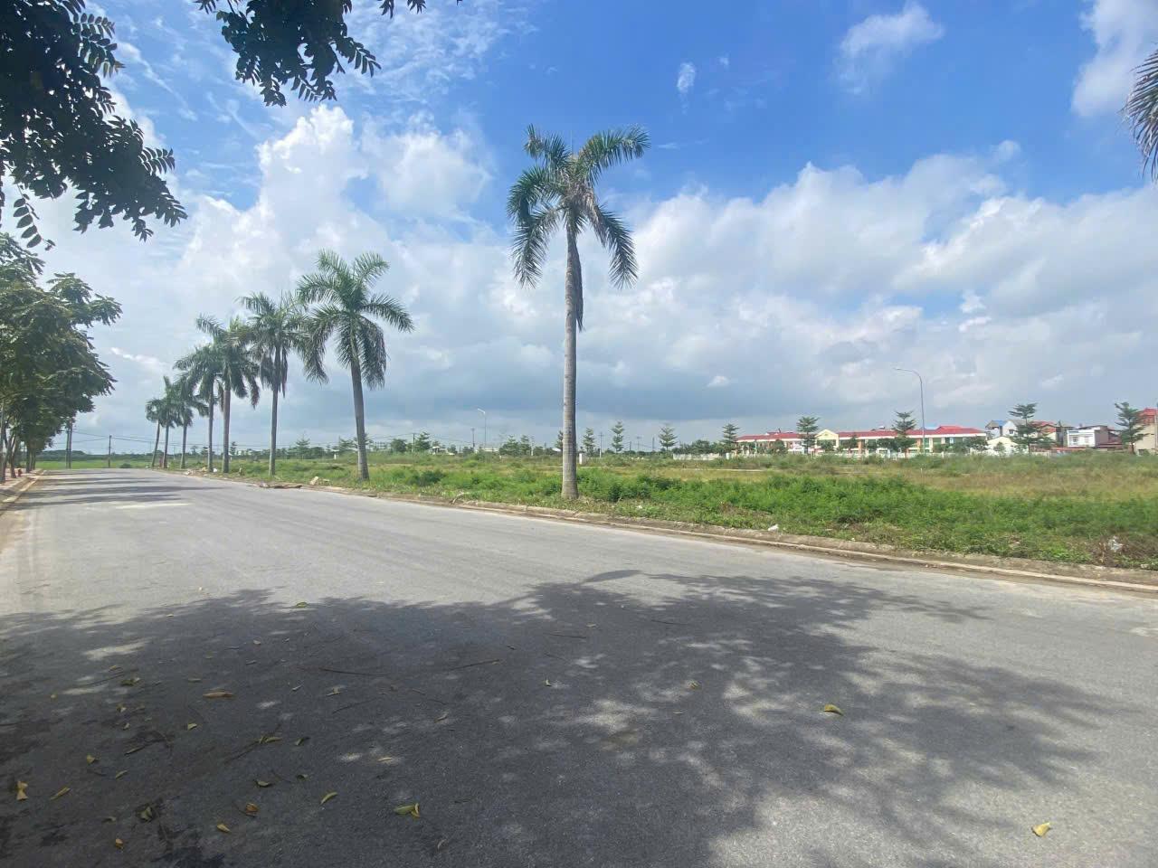 Bán Đất Lô Góc 141m2, View Hồ, Dự Án Văn Phú Đông Yên, Huyện Yên Phong, Bắc Ninh - CBNVD