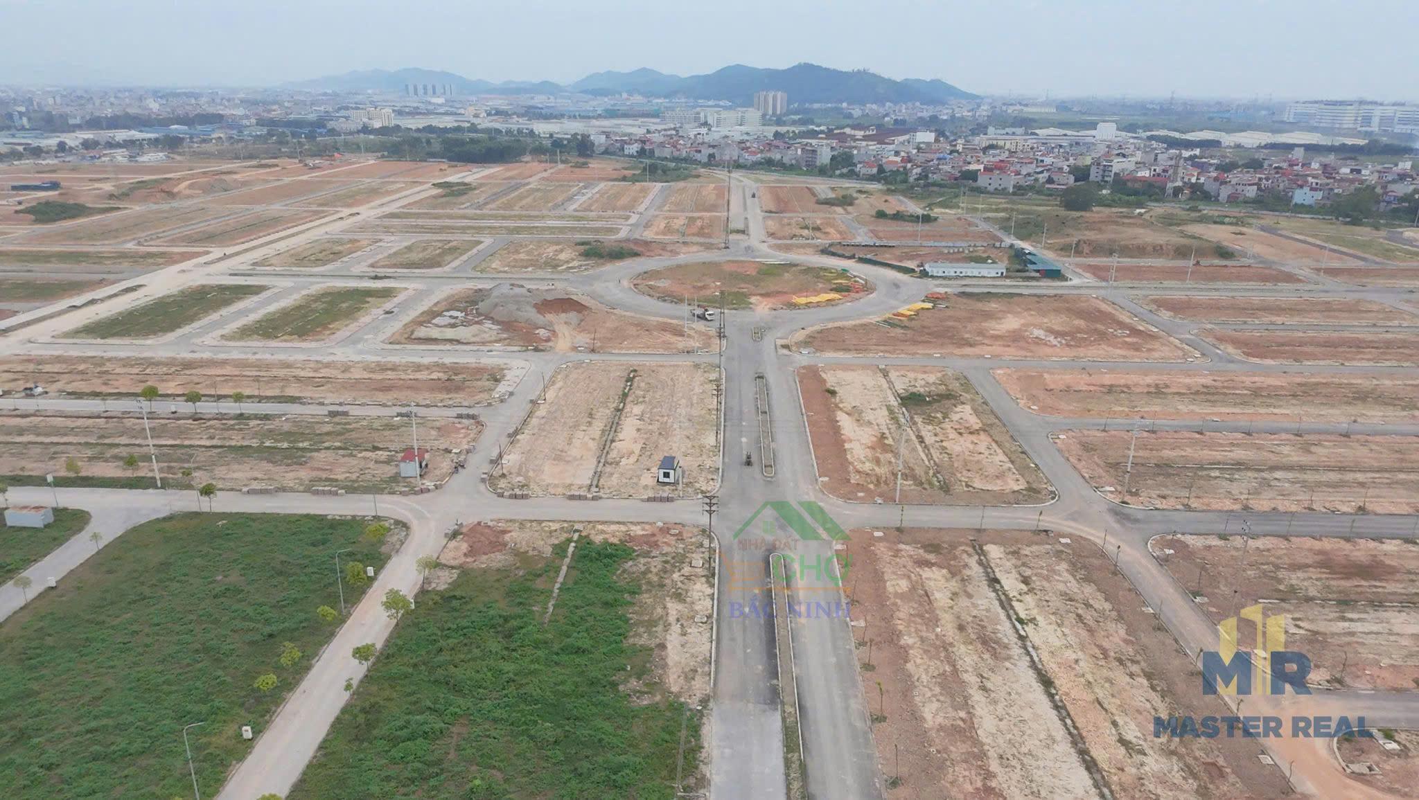 Bán lô đất tại dãy CL30 khu Đình Trám - Sen Hồ - Phường Việt Yên - Bắc Ninh