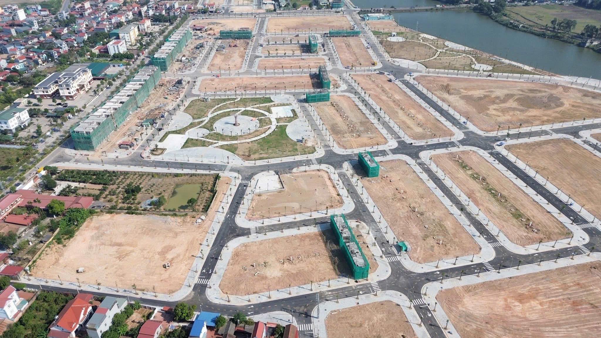 Bán lô 100m2 dãy OM11 tại dự án Việt Yên Riverside - Phường Việt Yên - Bắc Ninh - CBNDH